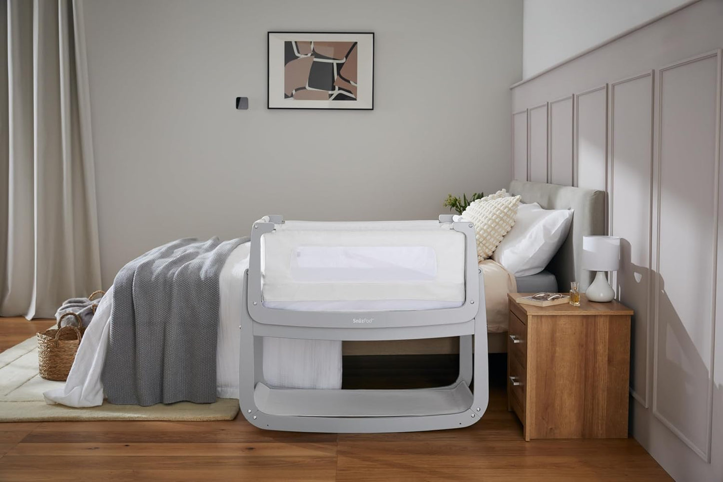 SnuzPod 4 Rocking Baby Bassinet Bedside Sleeper - Lightweight, Portable Bedside Bassinet, Lift Off Crib, Zip Down Wall, 3D Breathable Mattress, 6 Height Settings and Comfort Incline Mode, Dove